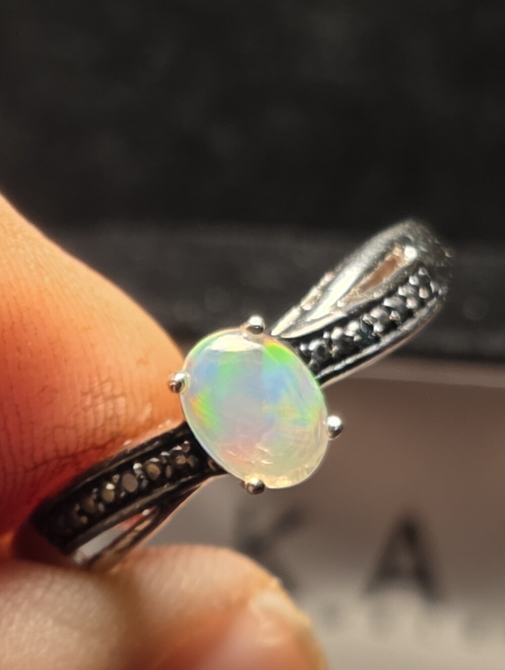 New Stunning Sterling Silver Natural Ethiopian Jelly Opal & Blue Diamond Ring